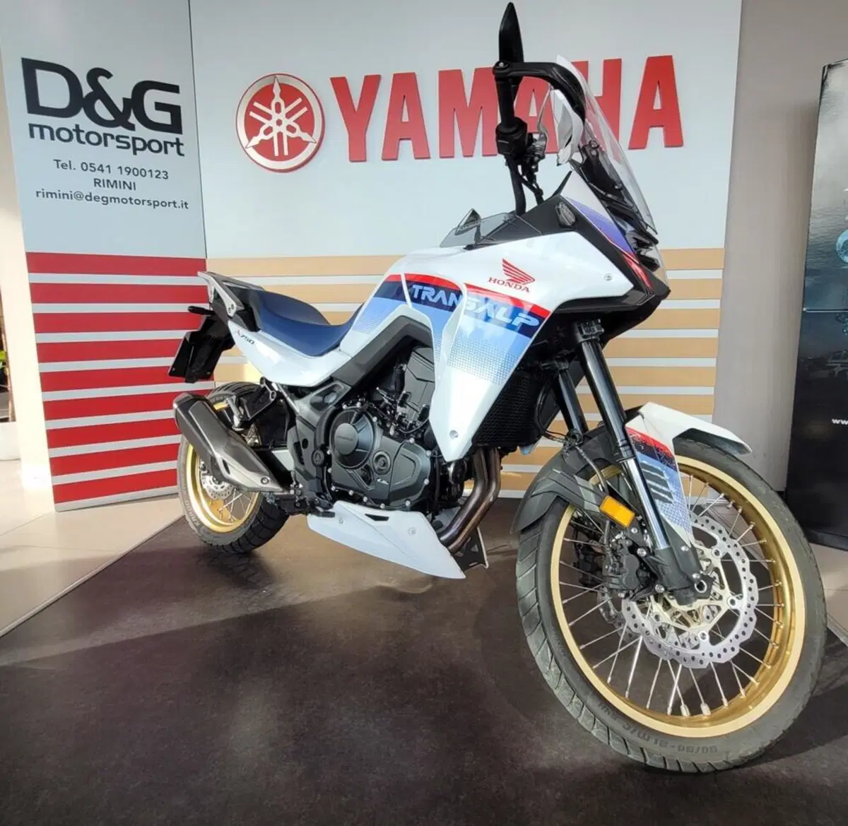 Honda Transalp XL750 (2023 - 24) (3)