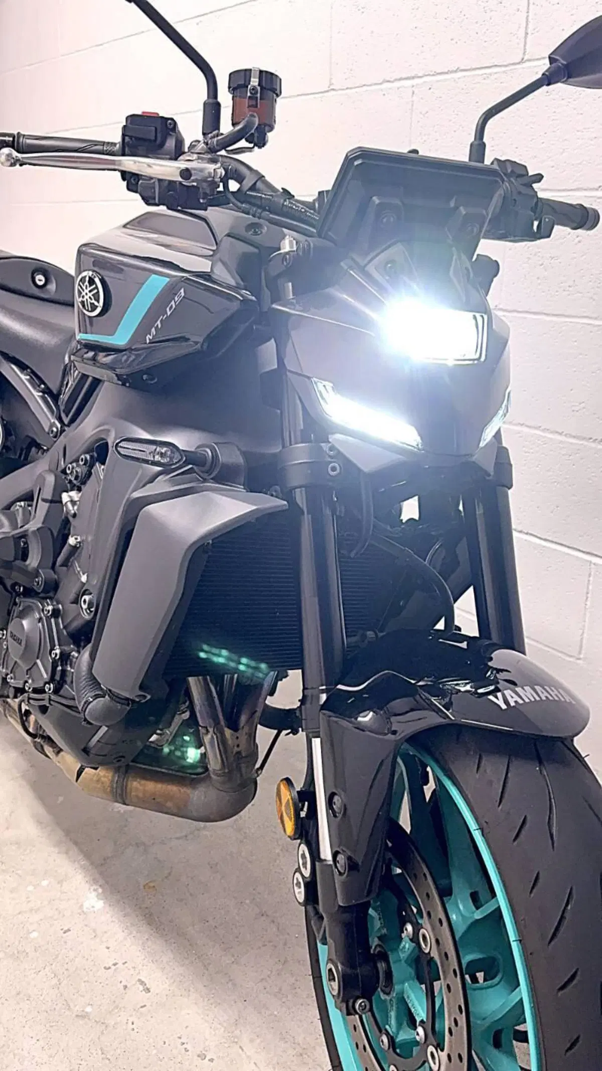 Yamaha MT-09 Y-AMT (2024 - 26) (8)