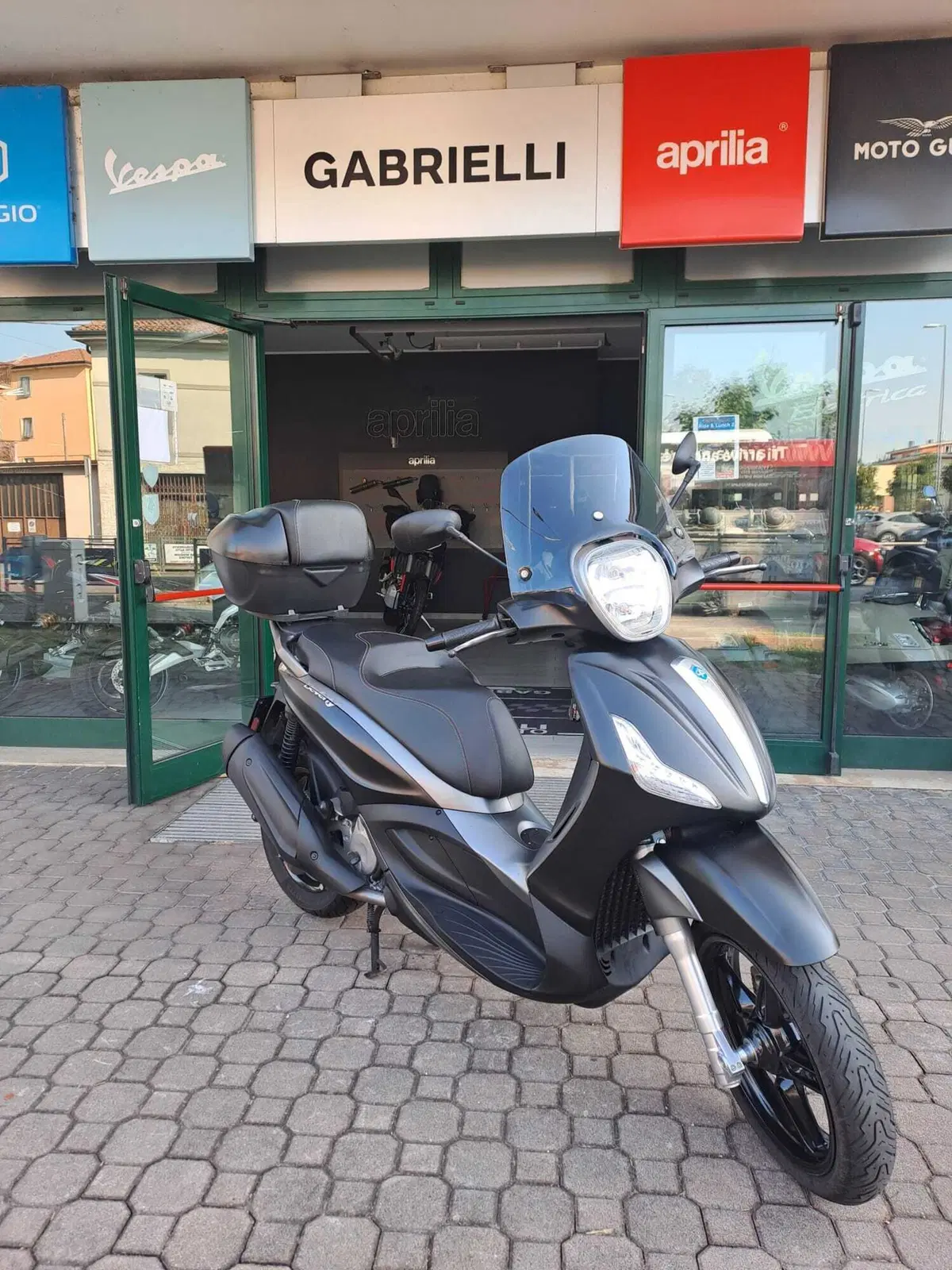 Piaggio Beverly 350 ABS (2016 - 20)