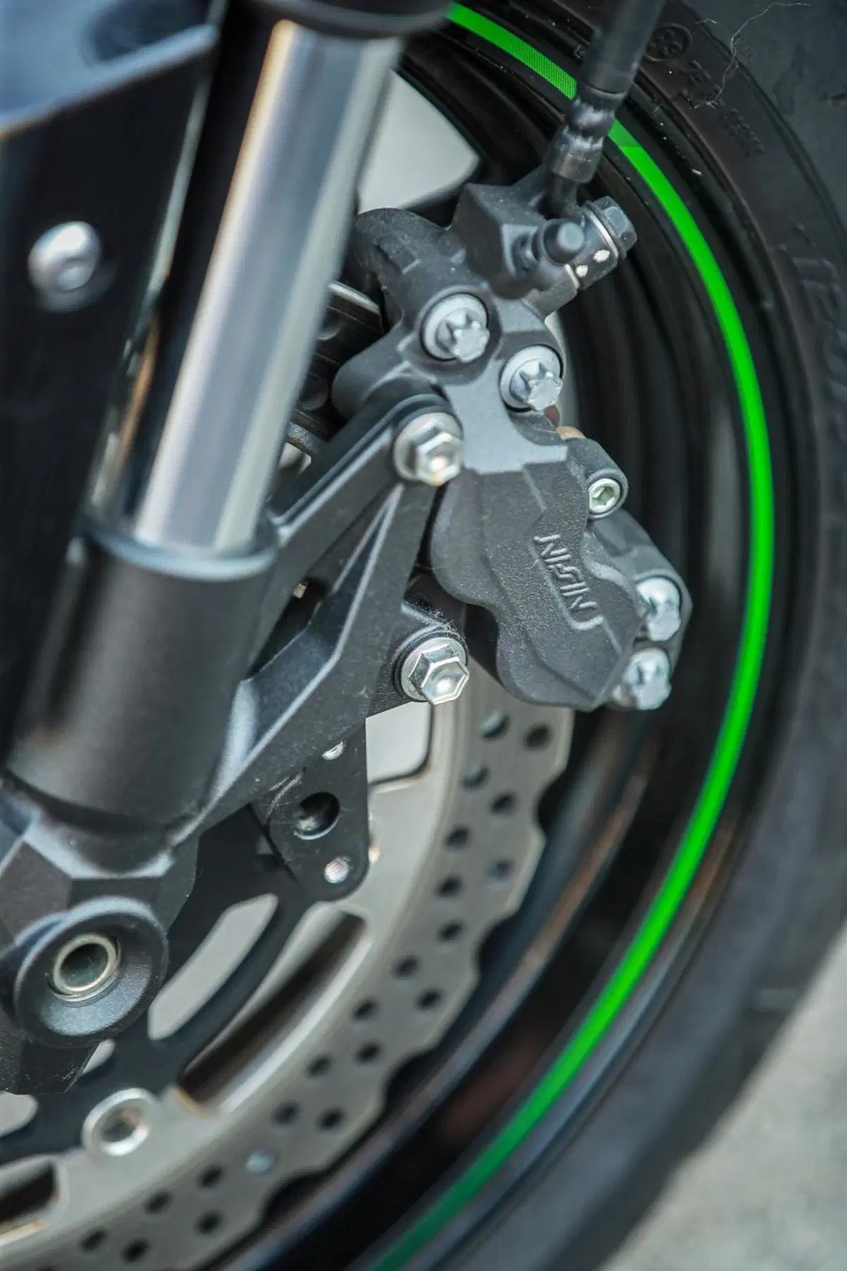 Kawasaki Z 800 (2012 - 13) (7)