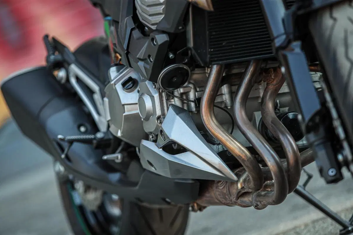 Kawasaki Z 800 (2012 - 13) (13)