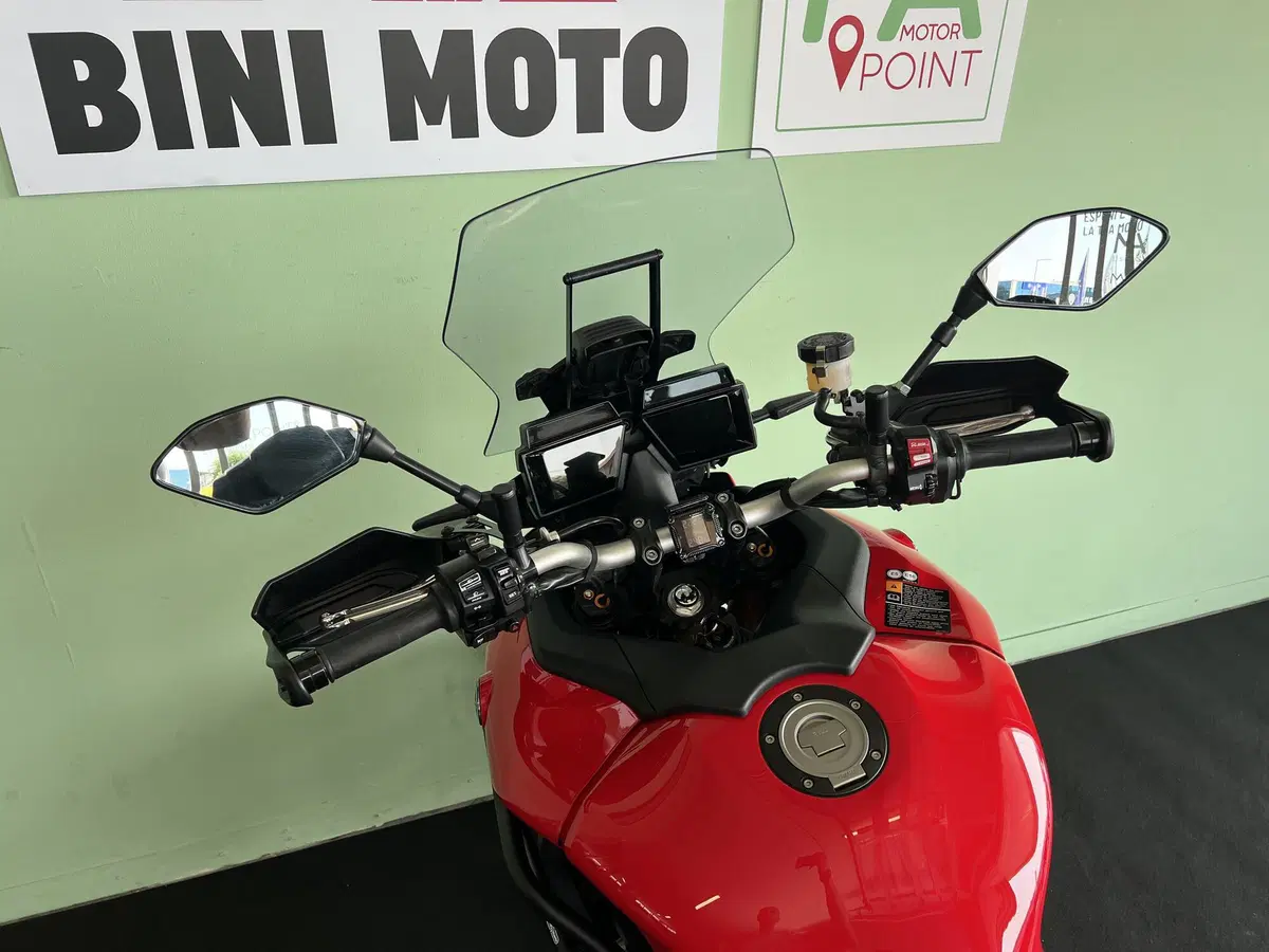 Yamaha Tracer 9 GT (2021 - 24) (19)