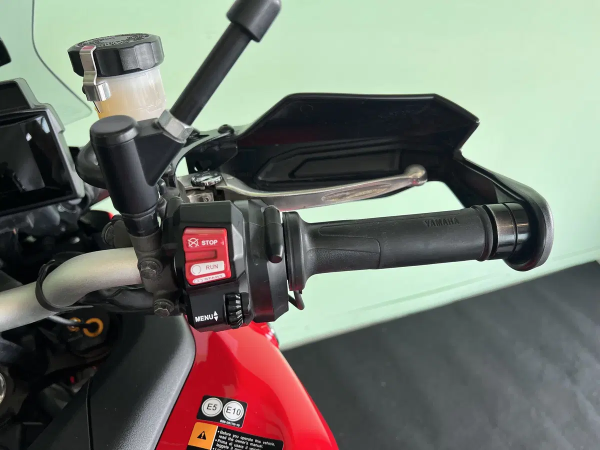 Yamaha Tracer 9 GT (2021 - 24) (20)