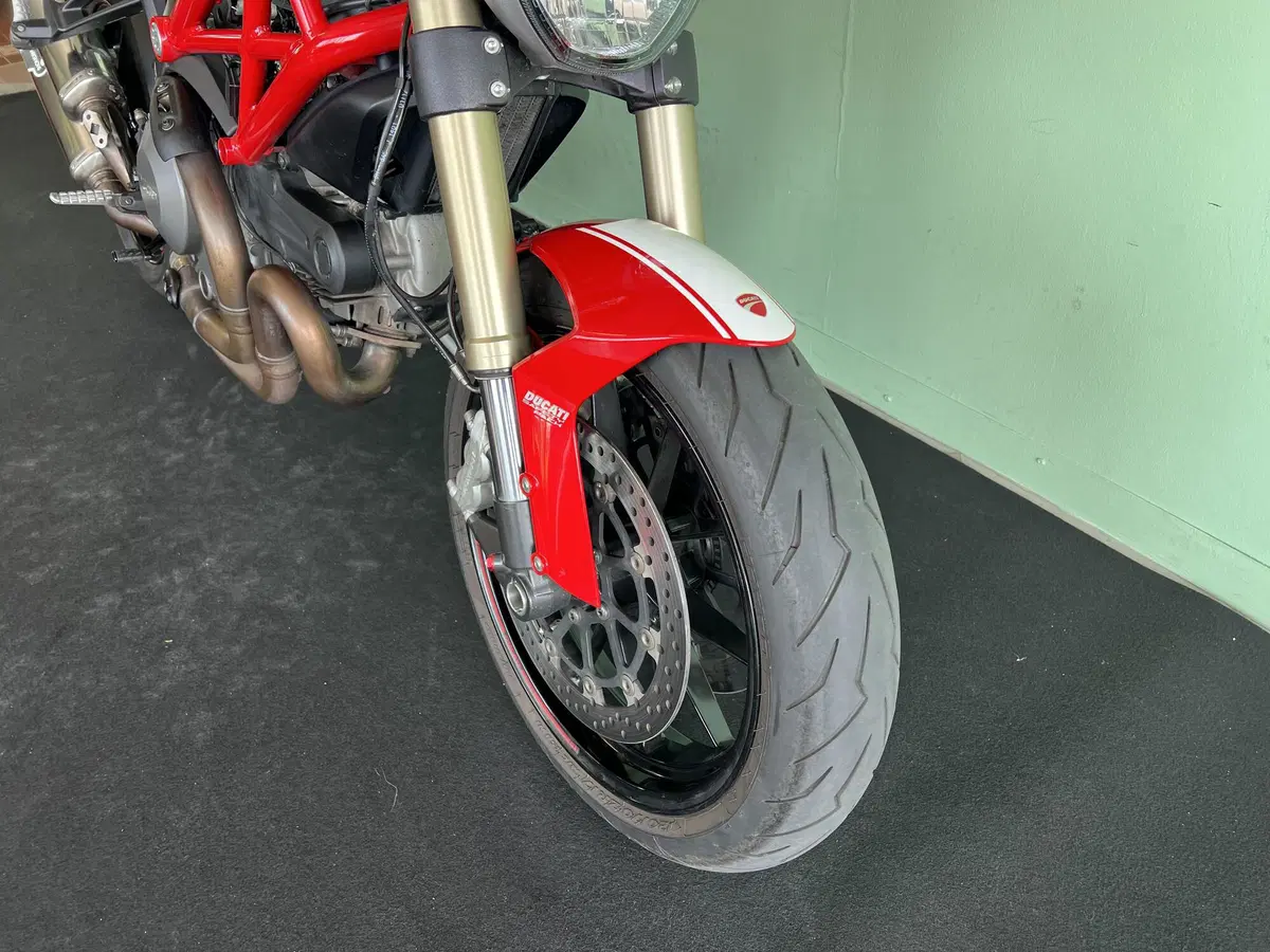 Ducati Monster 1100 Evo ABS (2011 - 13) (17)
