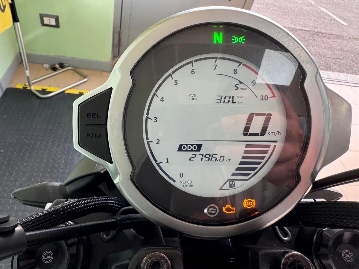 CFMOTO 300CL-X Heritage (2023 - 26) (8)