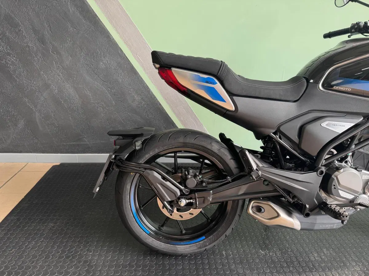 CFMOTO 300CL-X Heritage (2023 - 26) (9)