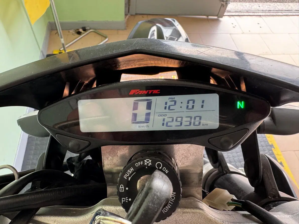 Fantic Motor Motard 50 Performance 2t (2020) (10)