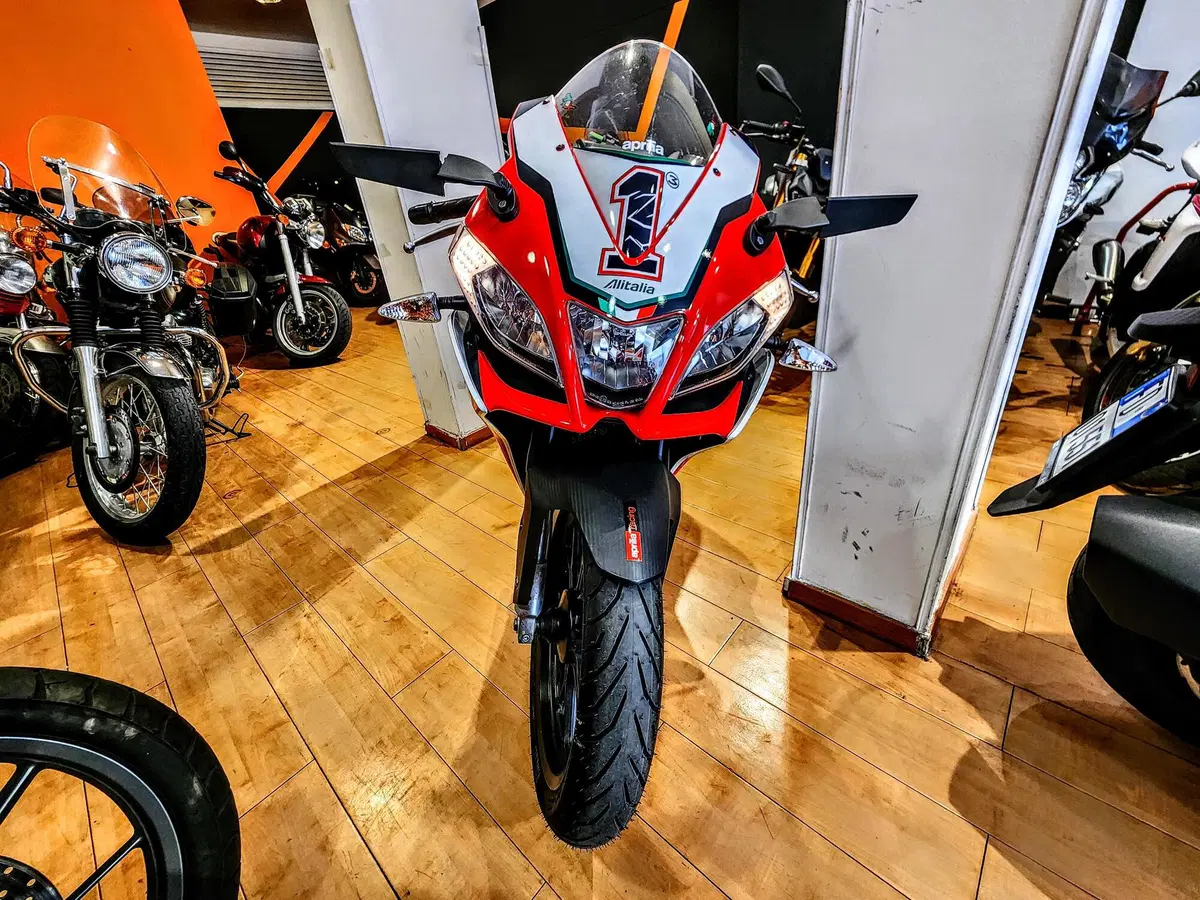 Aprilia RS4 125 (2011 - 16) (4)