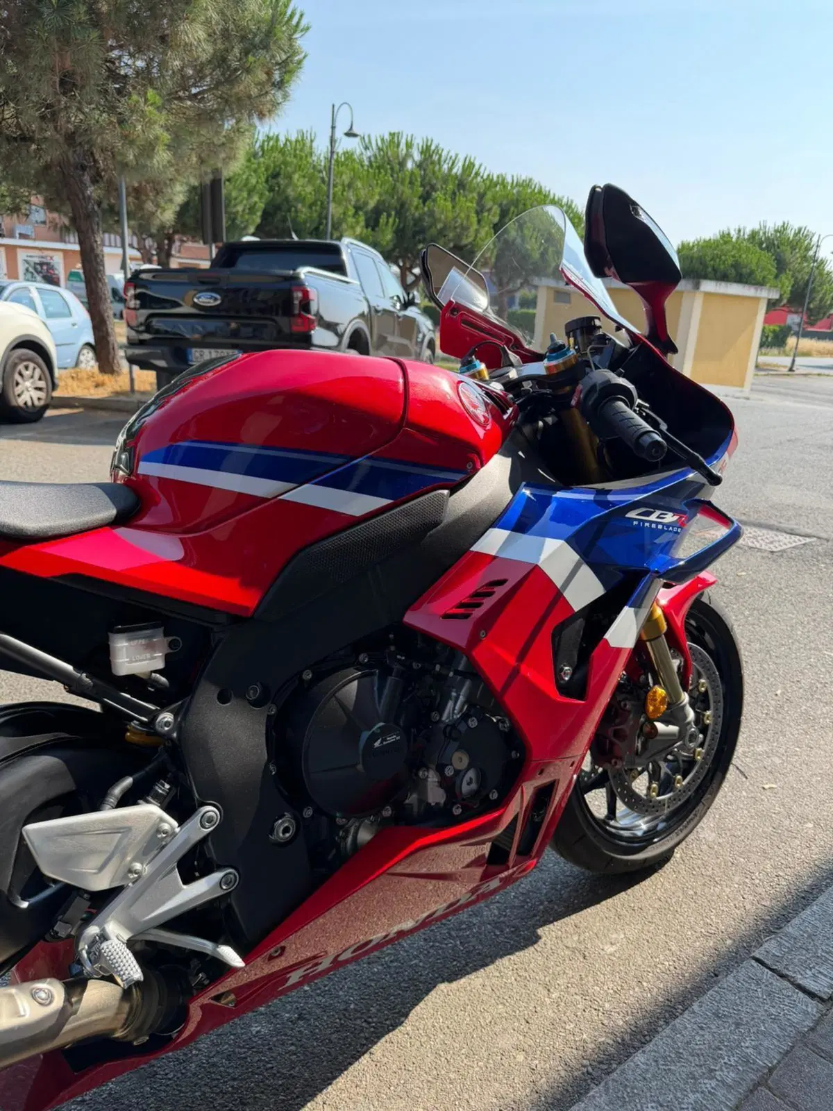 Honda CBR 1000 RR-R Fireblade SP (2024 - 26) (4)
