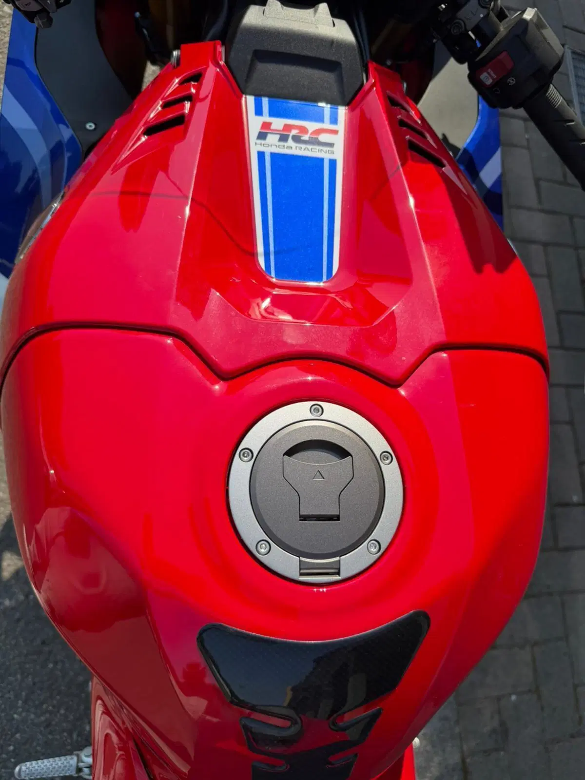 Honda CBR 1000 RR-R Fireblade SP (2024 - 26) (12)