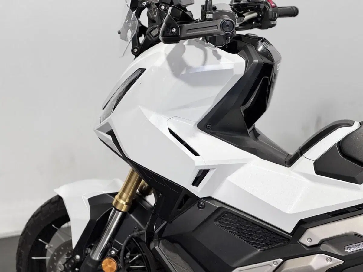 Honda X-ADV 750 DCT Adventure (2021 - 24) (5)