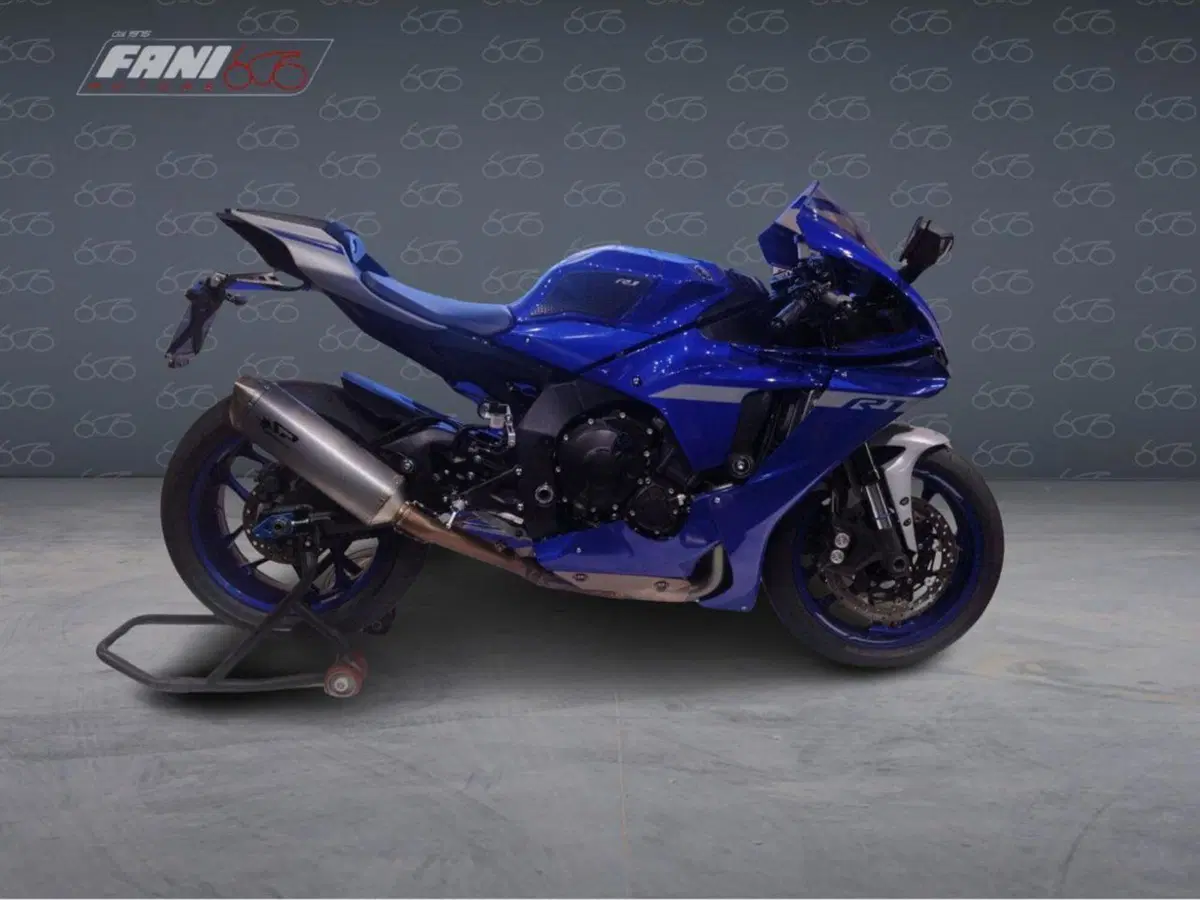 Yamaha YZF R1 (2020 - 25)