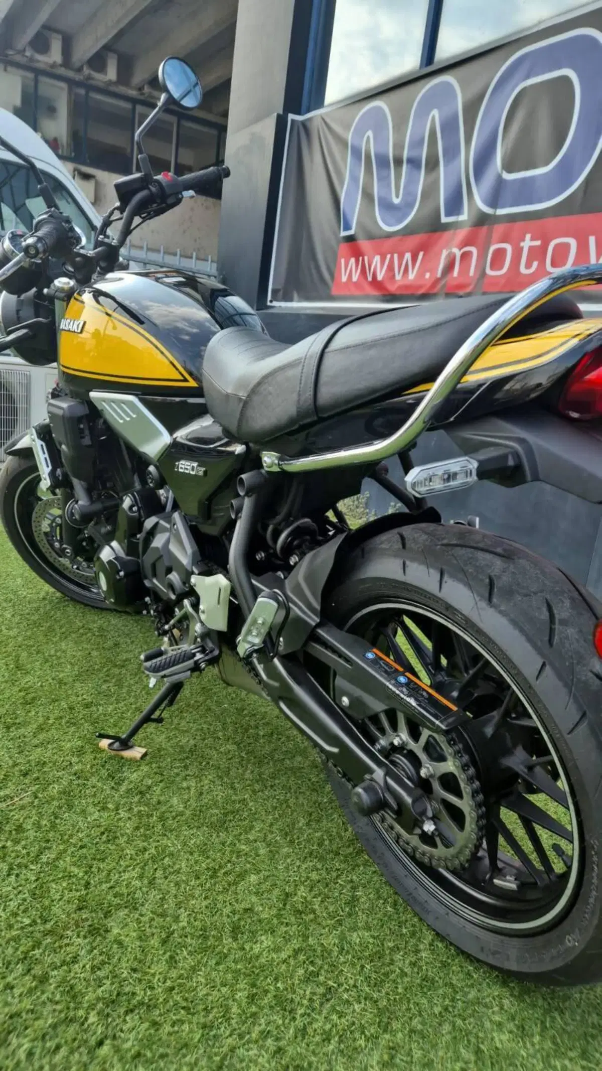Kawasaki Z 650 RS (2025 - 26)