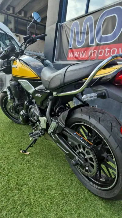 Kawasaki Z 650 RS (2025 - 26) usata