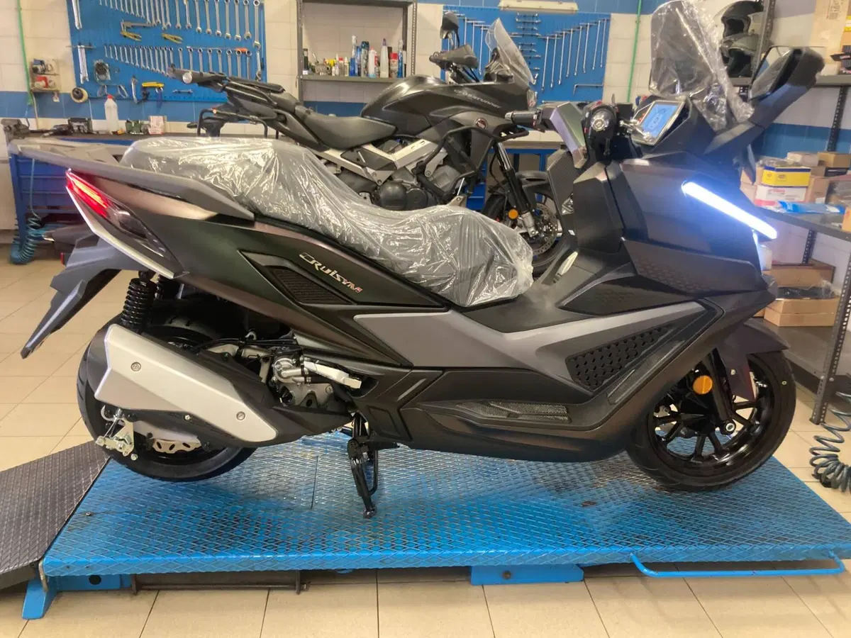 Sym CruiSym 400 (2026) (5)