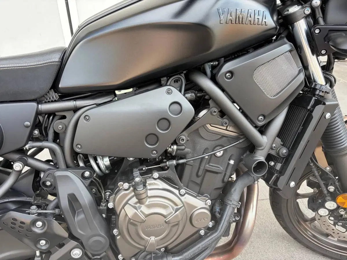 Yamaha XSR 700 ABS (2016 - 20) (3)