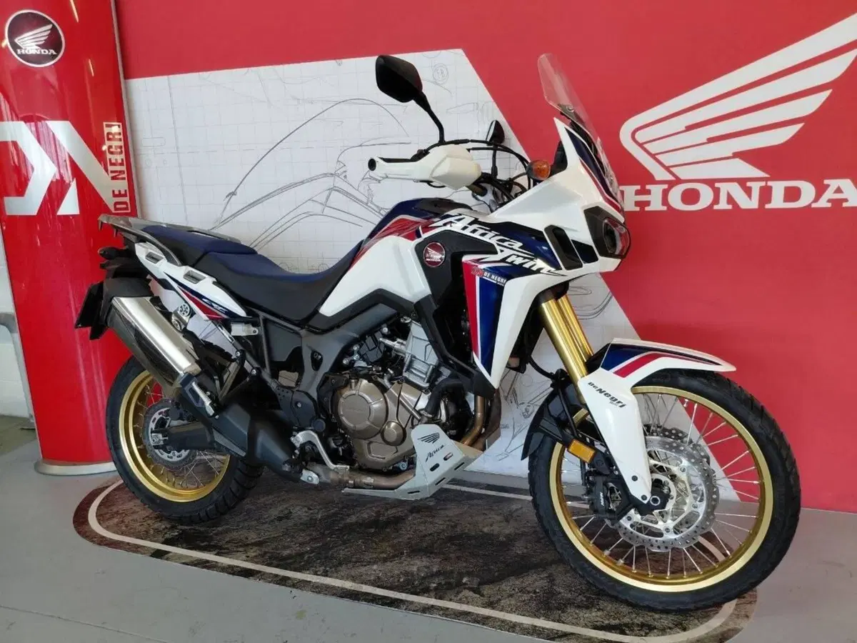 Honda Africa Twin CRF 1000L (2016 - 17) (2)