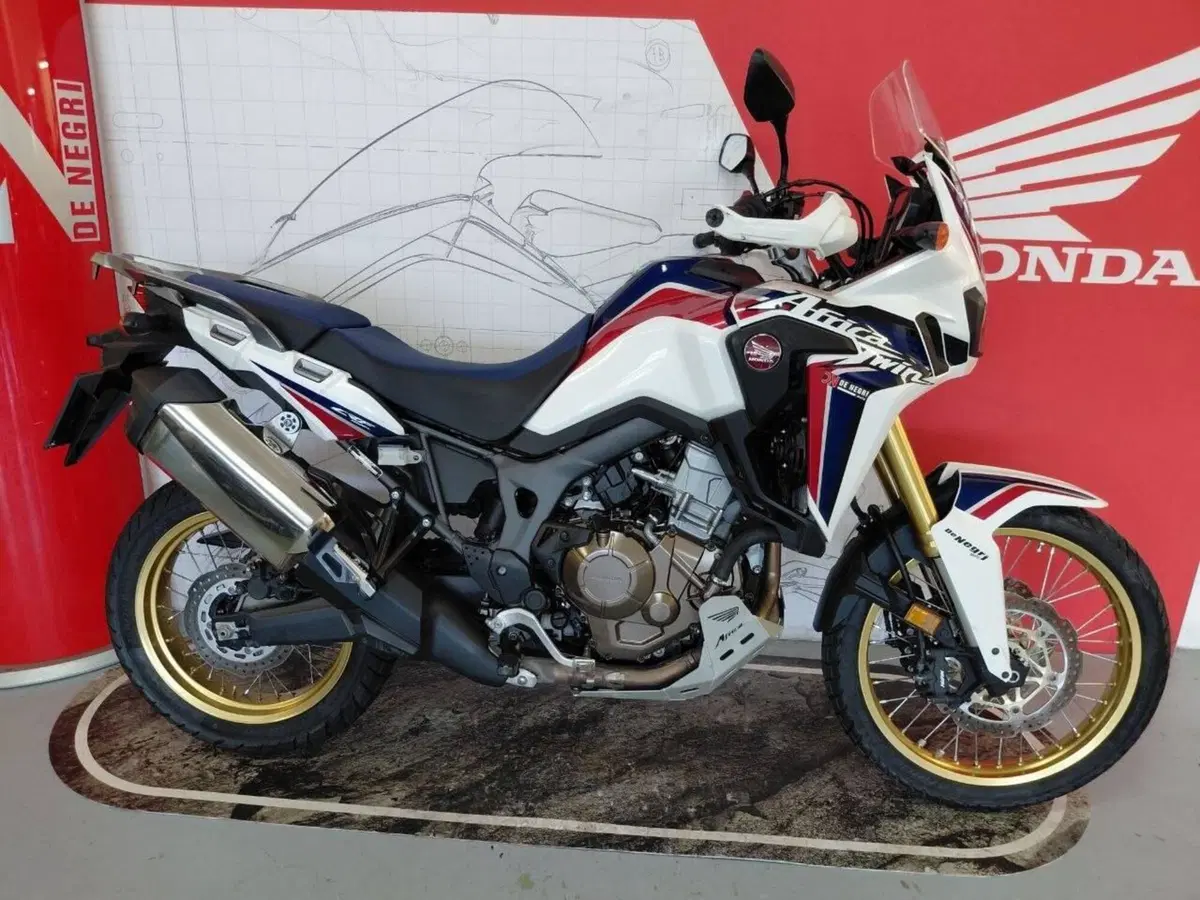 Honda Africa Twin CRF 1000L (2016 - 17) (6)