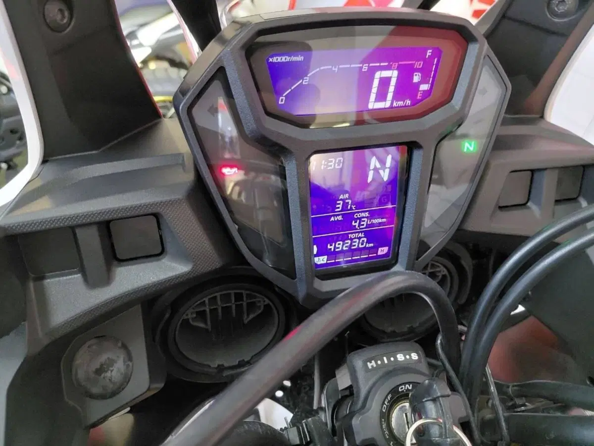 Honda Africa Twin CRF 1000L (2016 - 17) (7)