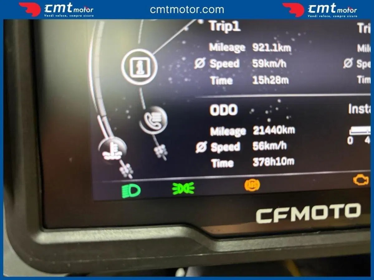 CFMOTO 800MT Touring (2022 - 26) (5)