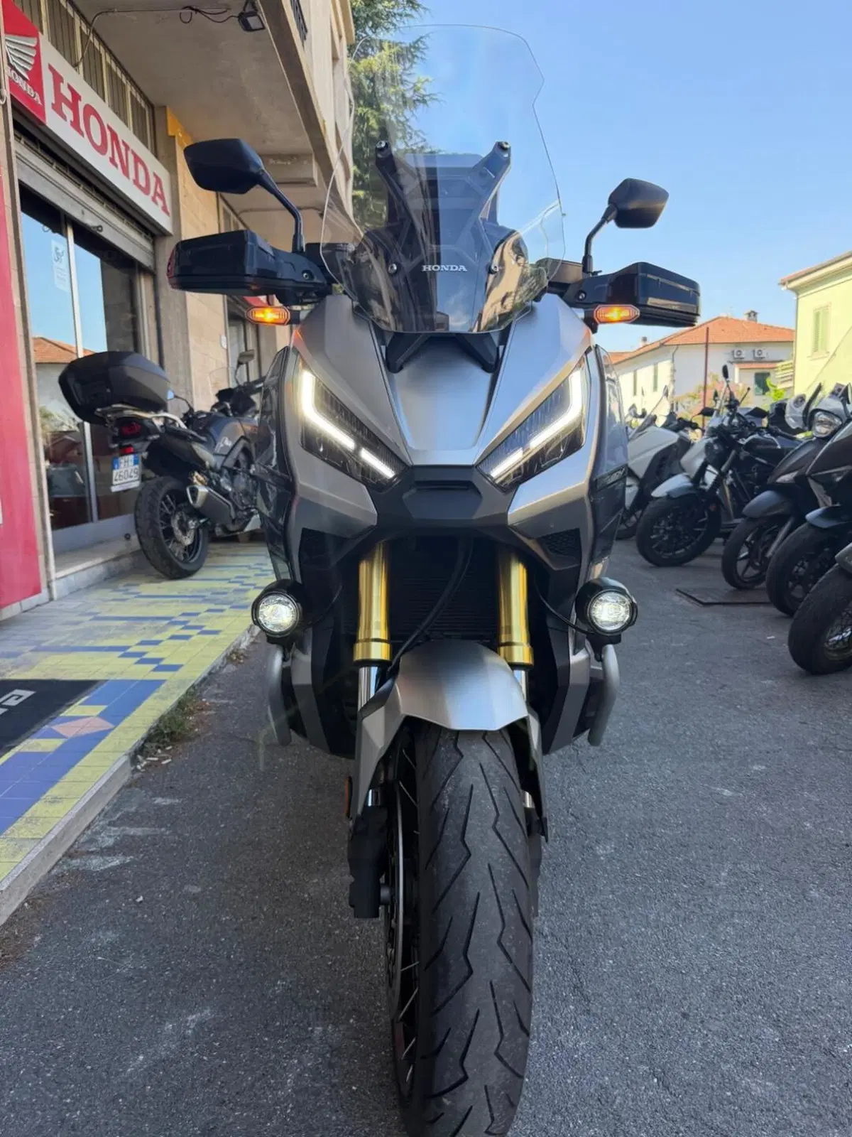 Honda X-ADV 750 DCT Travel (2021 - 24) (2)