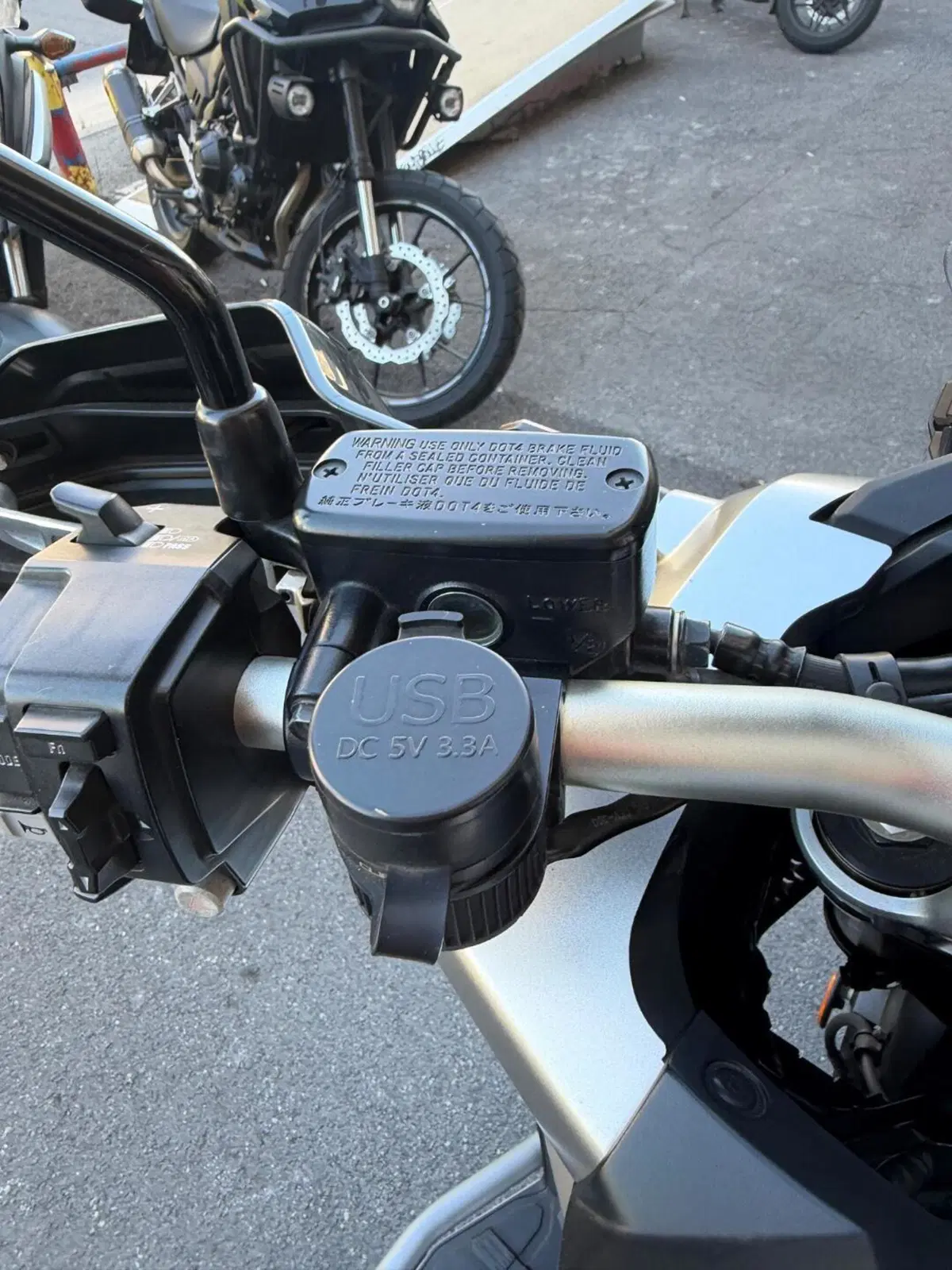 Honda X-ADV 750 DCT Travel (2021 - 24) (4)