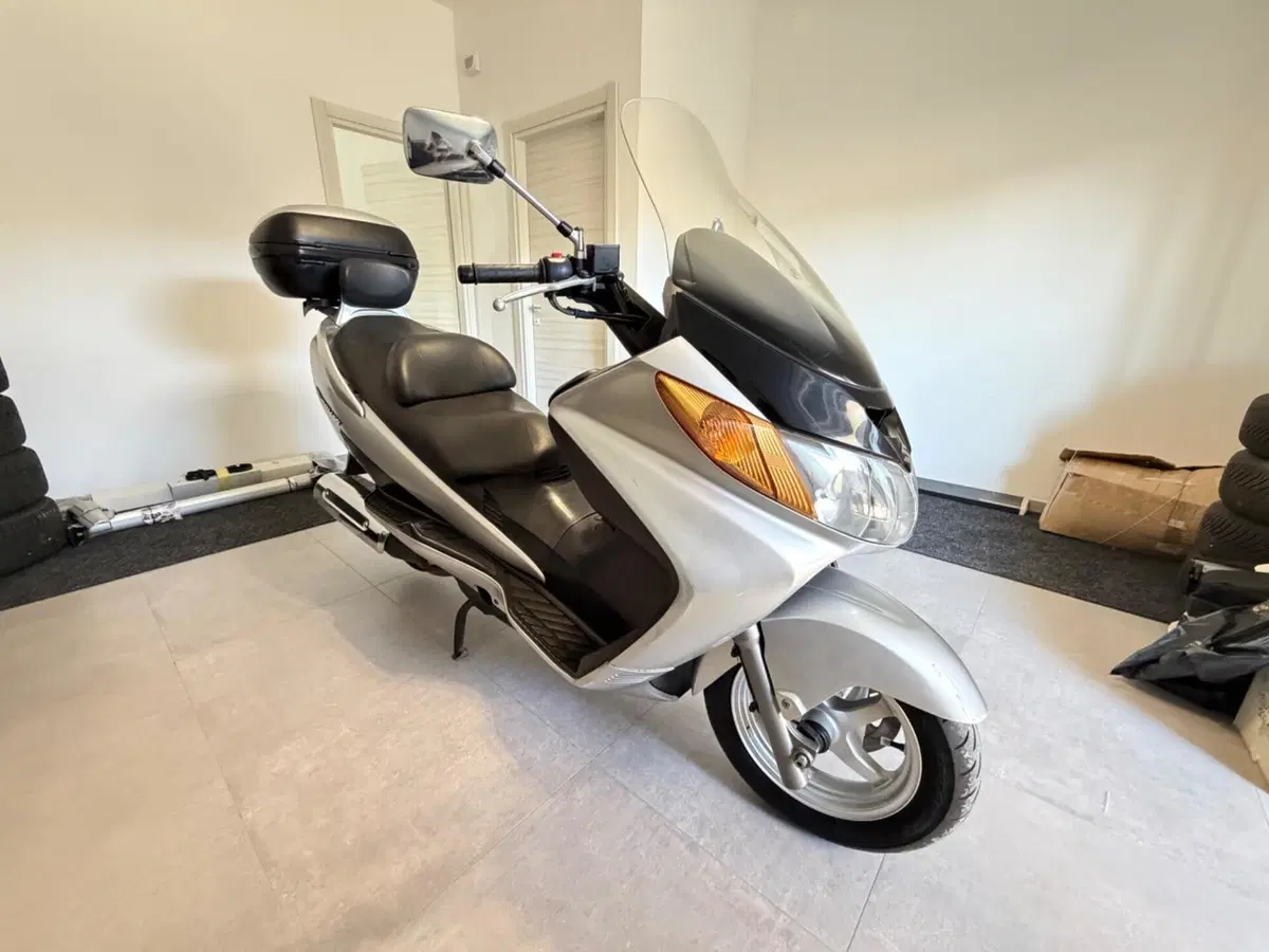 Suzuki Burgman AN 400 Businnes (2001 - 03) (2)