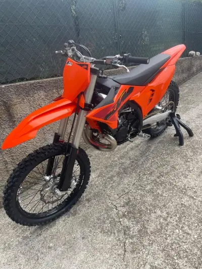 KTM 250 SX (2025) usata