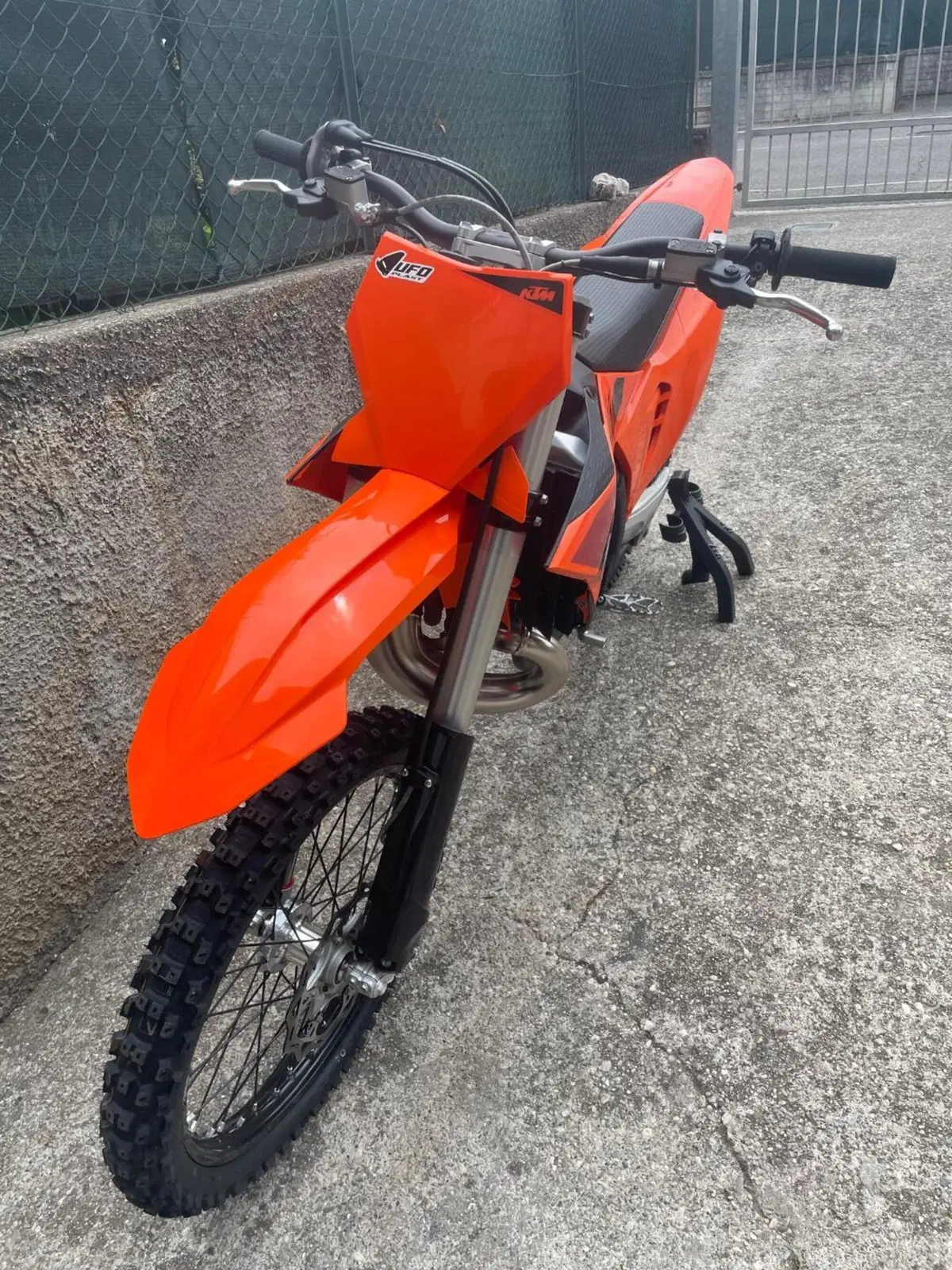 KTM 250 SX (2025) (4)
