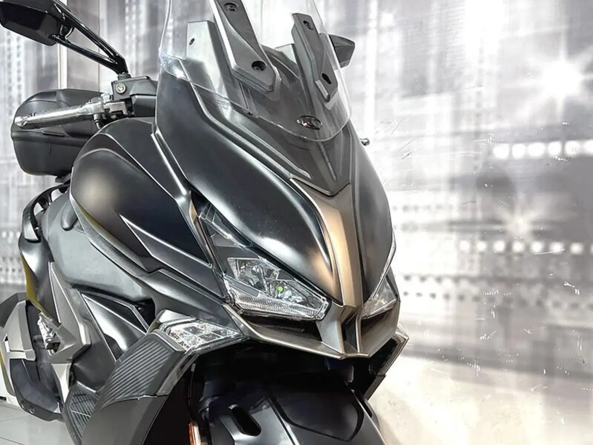 Kymco Xciting 400i S TCS (2021 - 24) (9)