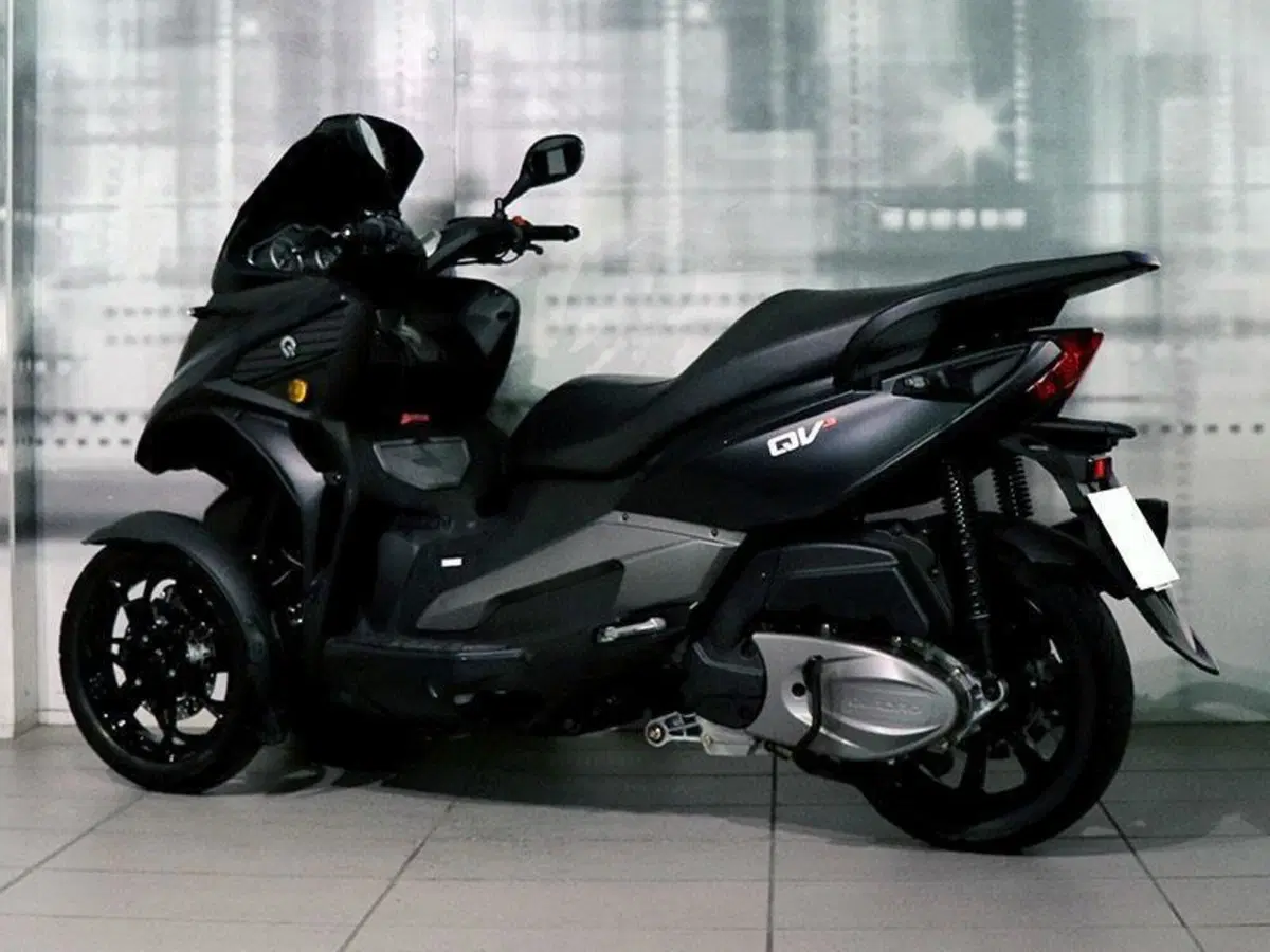 Quadro QV3 350 (2018 - 19) (2)