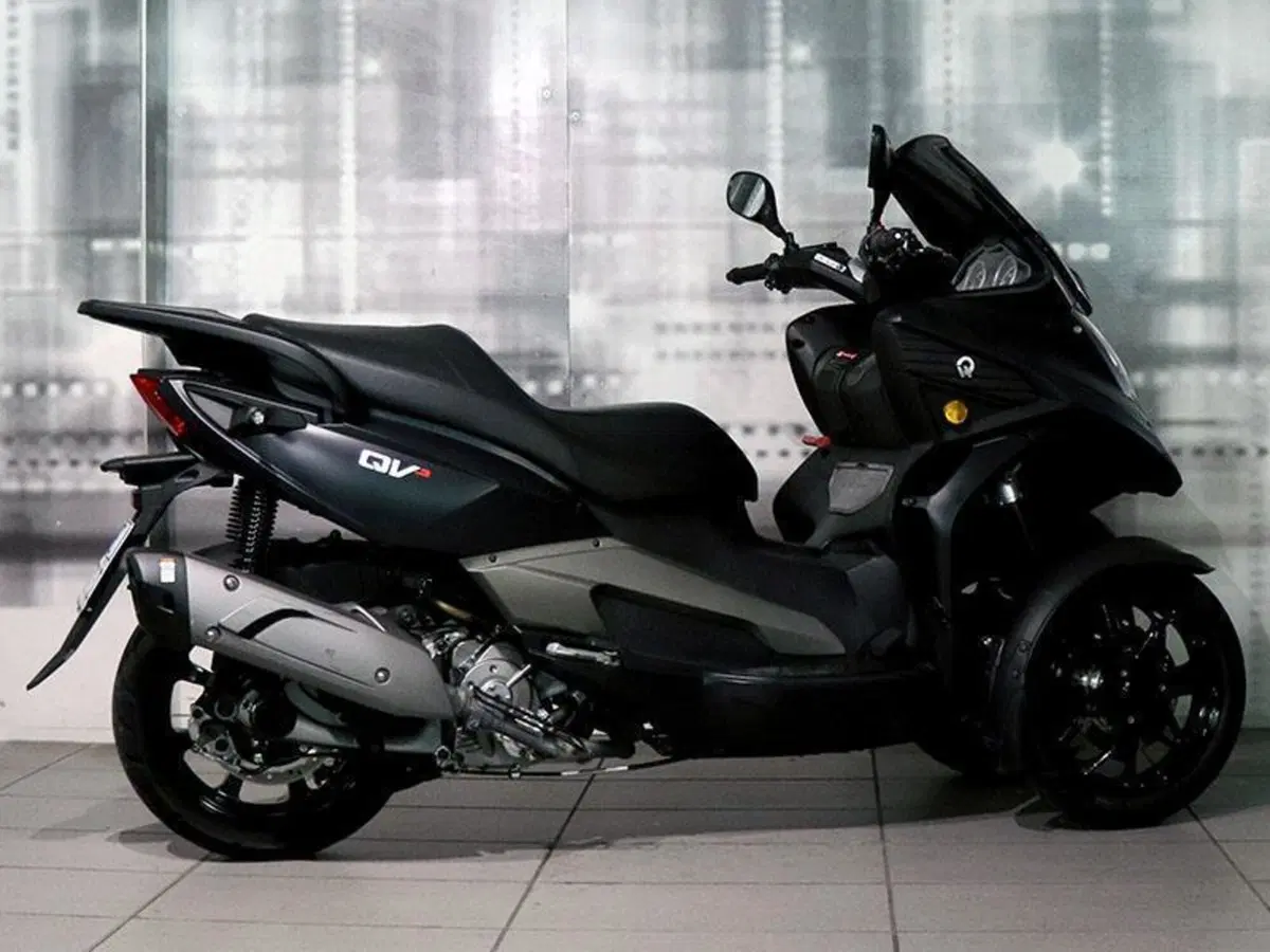 Quadro QV3 350 (2018 - 19) (7)