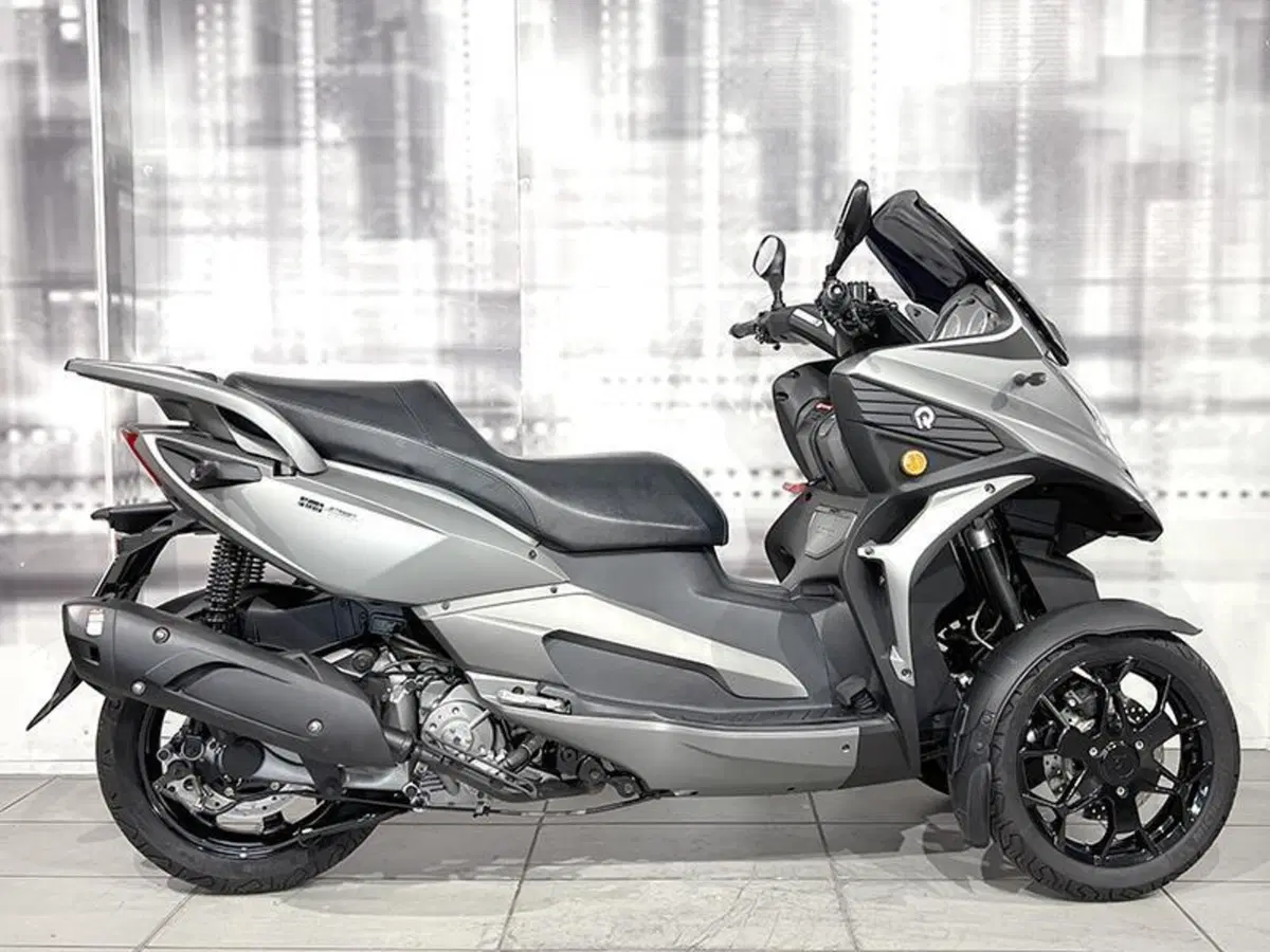 Quadro QV3 350 (2018 - 19) (8)
