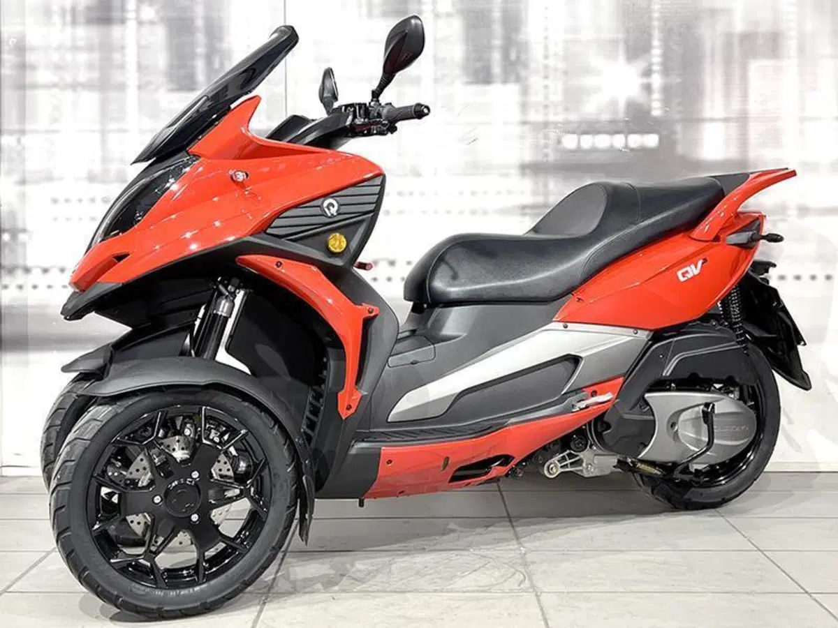 Quadro QV3 350 (2018 - 19) (7)