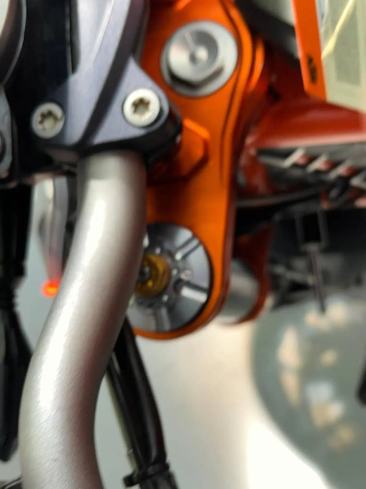 KTM 1290 Super Duke R ABS (2014 - 16) (12)
