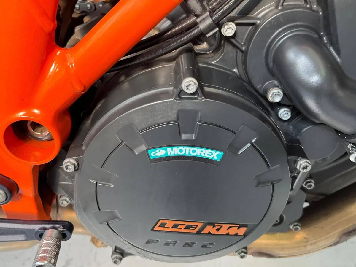 KTM 1290 Super Duke R ABS (2014 - 16) (5)