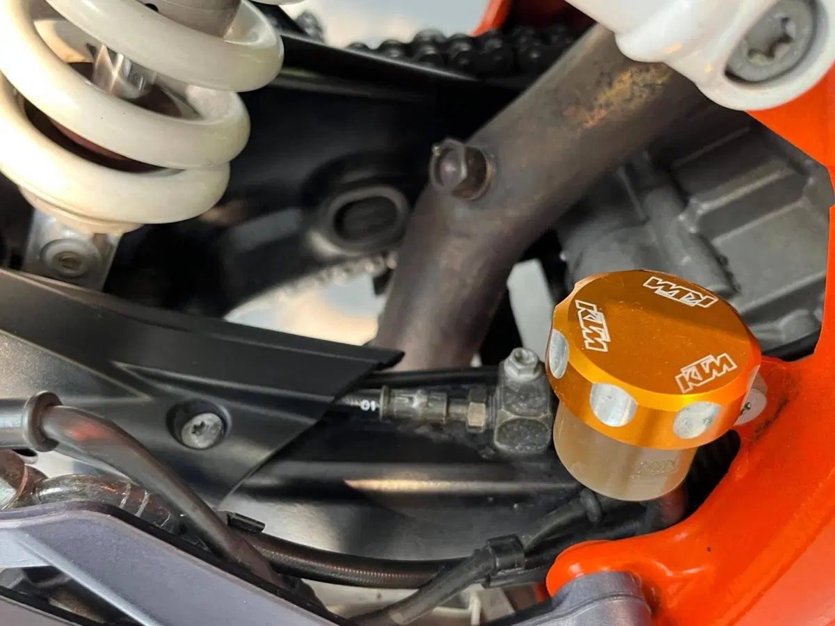 KTM 1290 Super Duke R ABS (2014 - 16) (14)