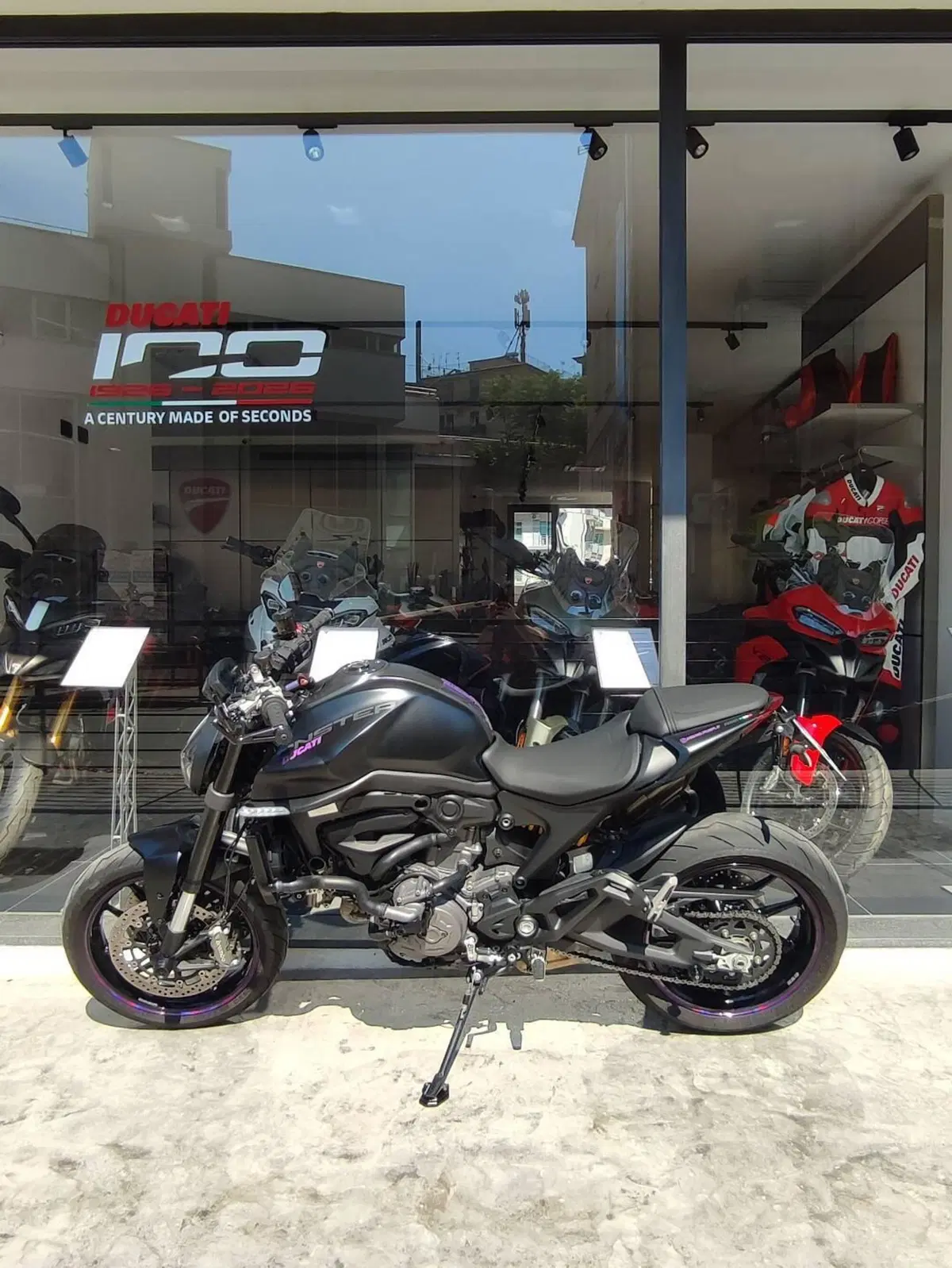 Ducati Monster 937 (2021 - 25) (3)