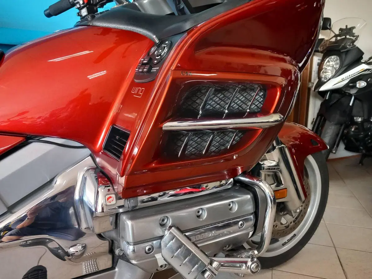 Honda GL 1800 Gold Wing (2007 - 11) (16)