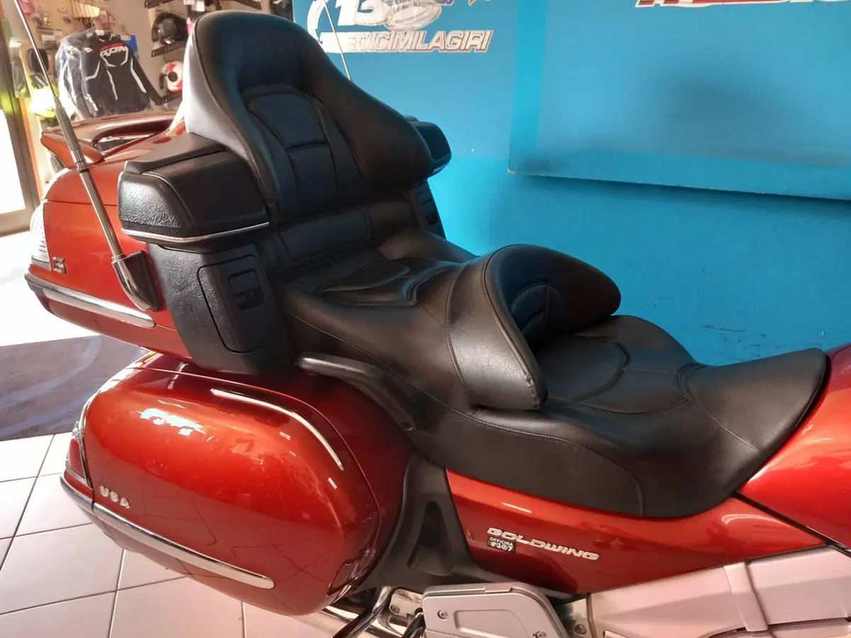 Honda GL 1800 Gold Wing (2007 - 11) (14)