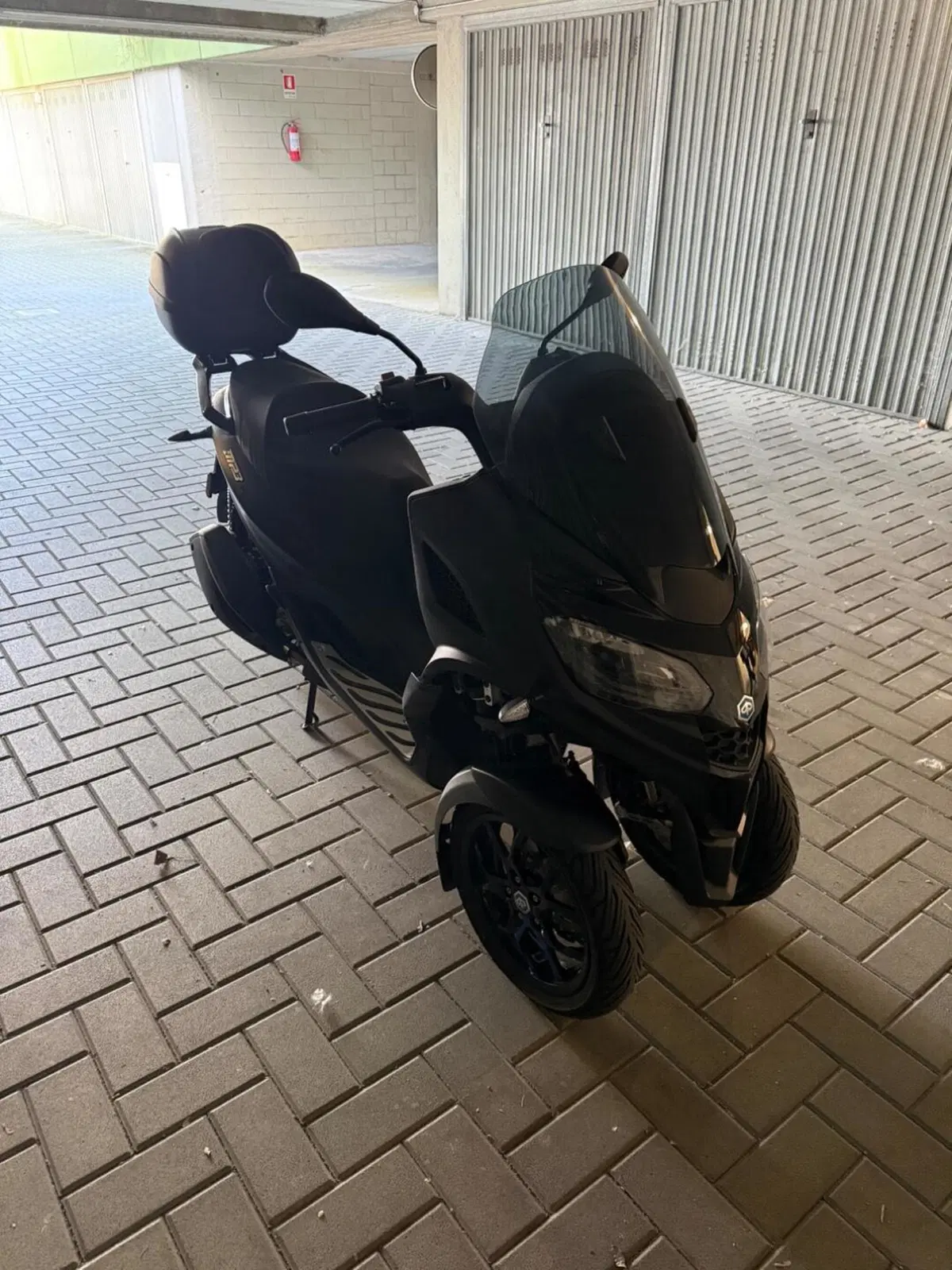 Piaggio MP3 310 Sport (2025 - 26) (2)