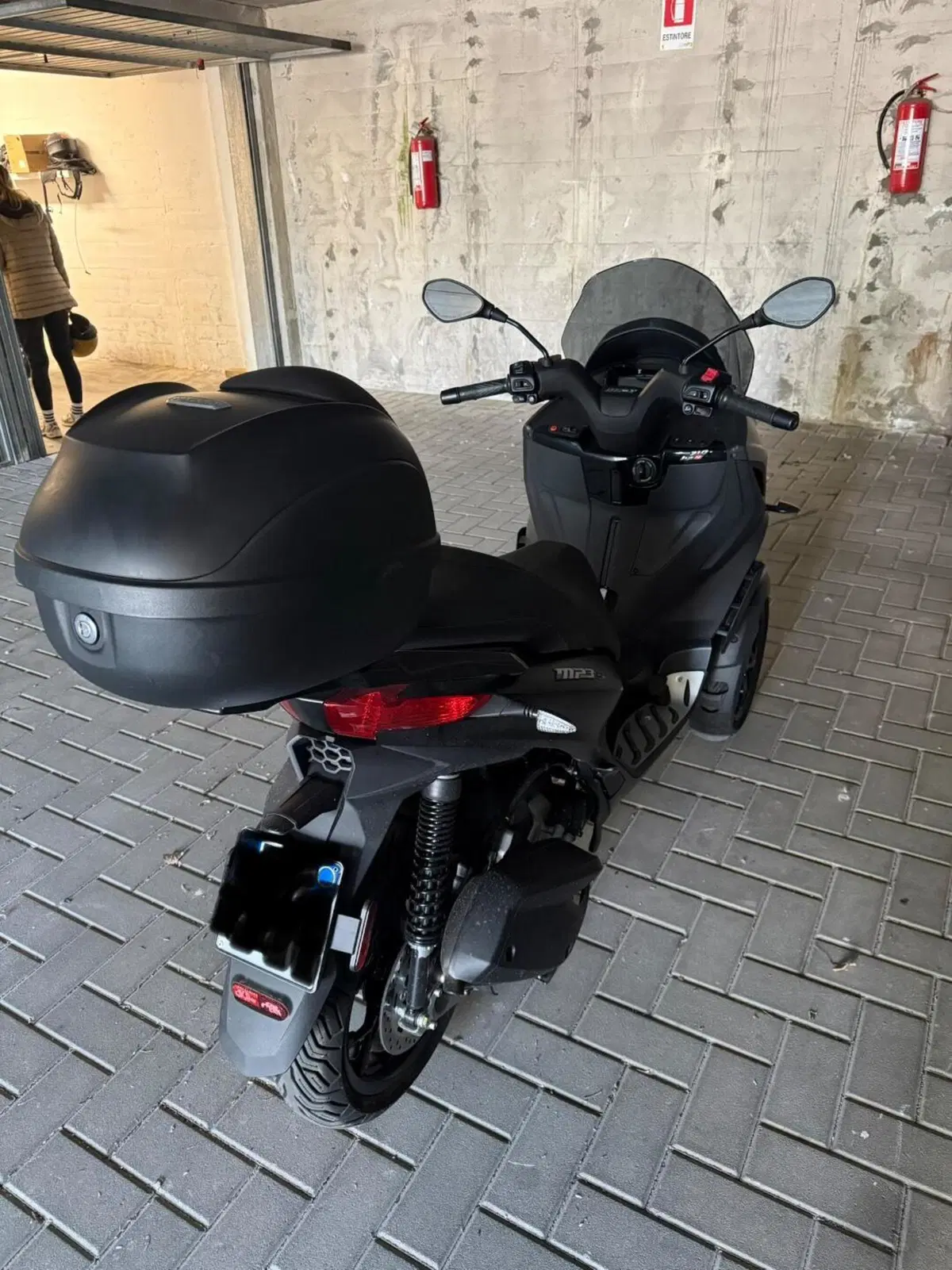 Piaggio MP3 310 Sport (2025 - 26) (3)