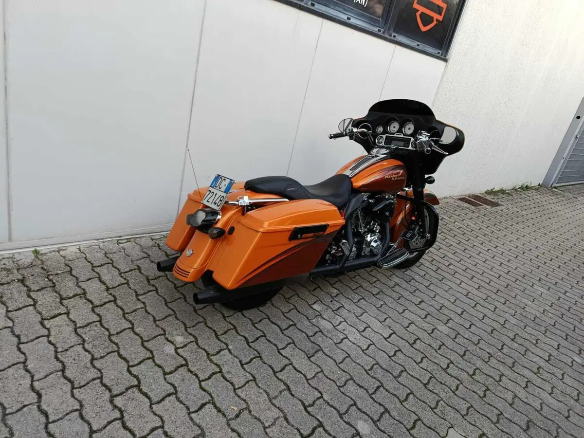 Harley-Davidson 1584 Street Glide (2007) - FLHX (2)