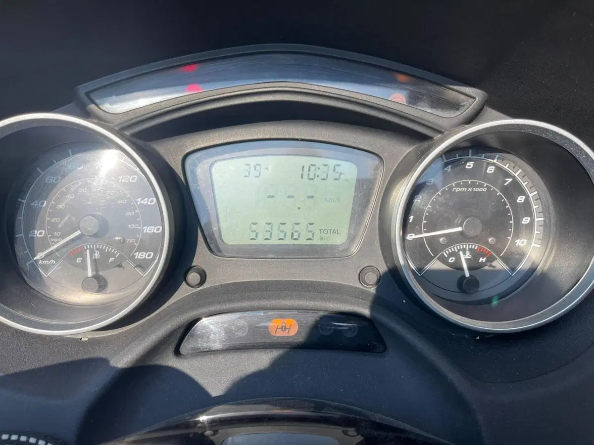 Piaggio Mp3 300 ie Sport LT ABS (2014 - 16) (3)