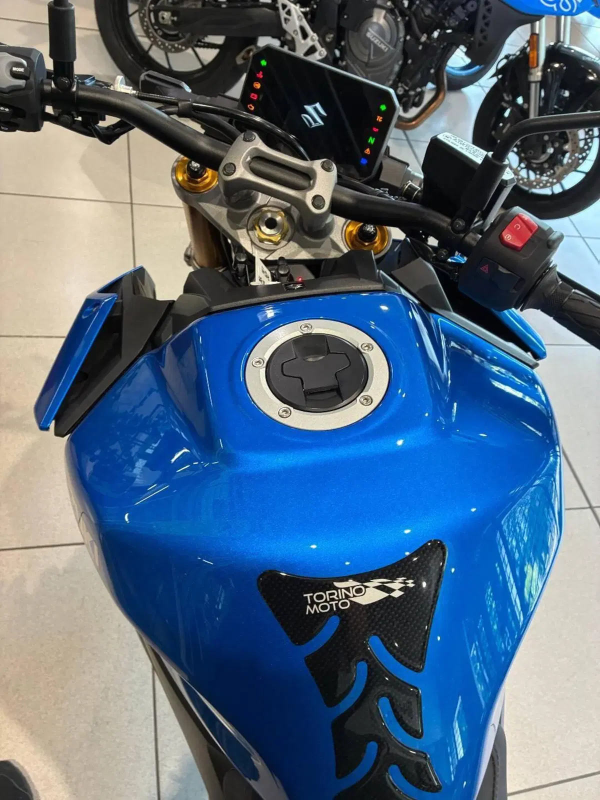 Suzuki GSX-S1000 EVO (2025 - 26) (8)