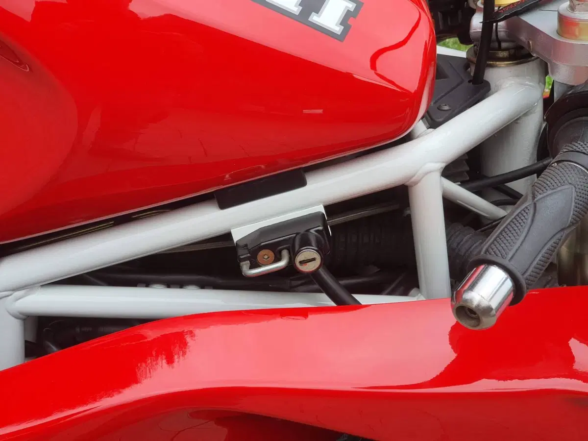Ducati 851 (9)