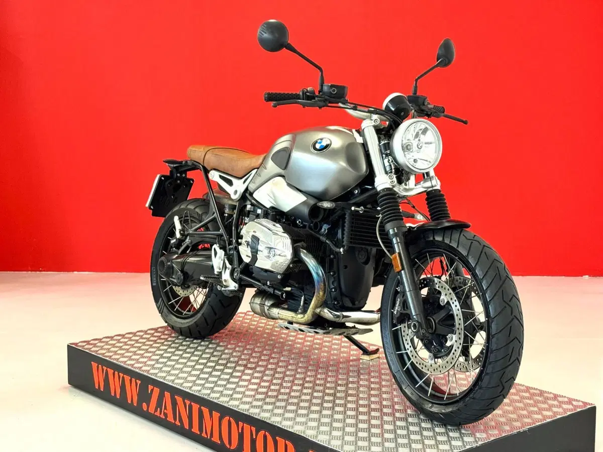 Bmw R nineT 1200 Scrambler (2016 - 20) (2)