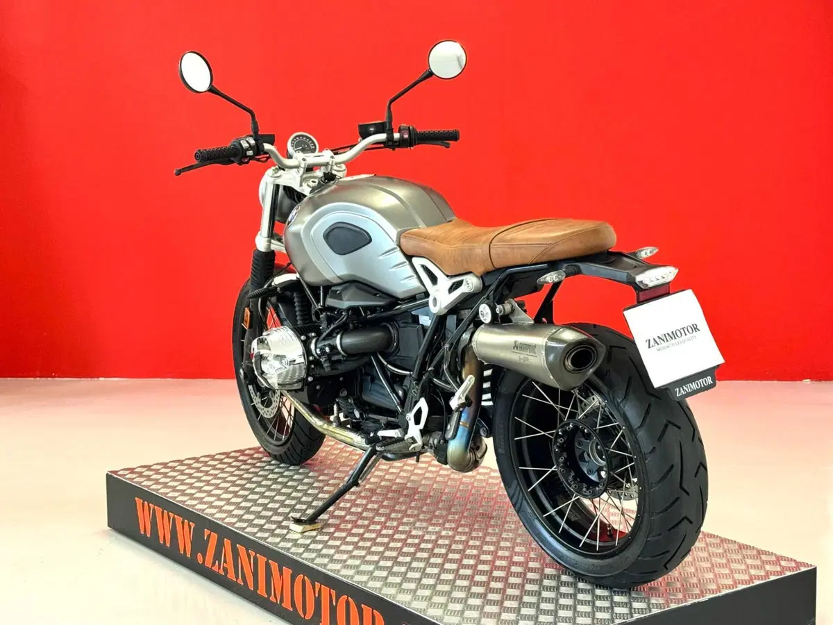 Bmw R nineT 1200 Scrambler (2016 - 20) (6)