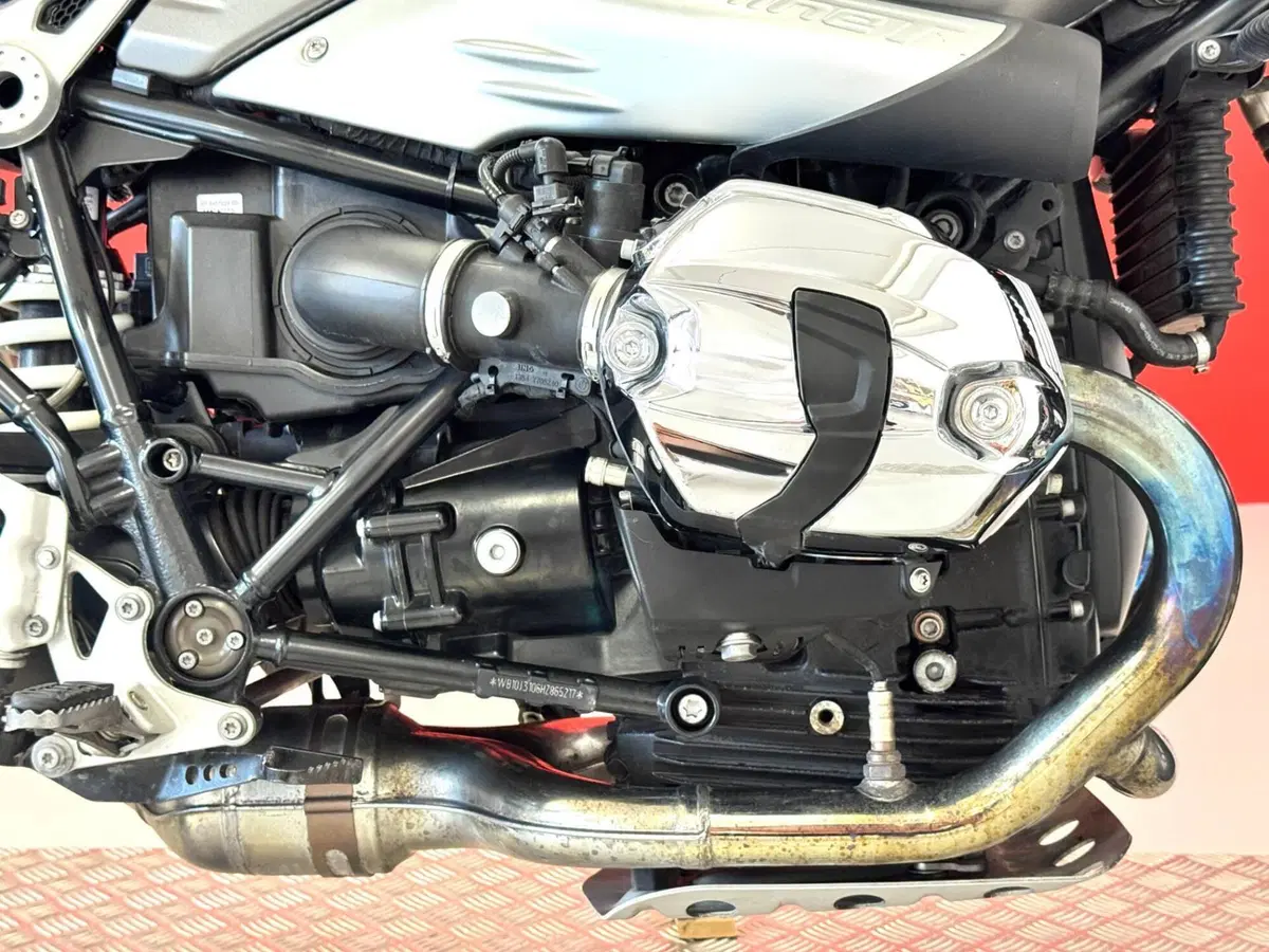Bmw R nineT 1200 Scrambler (2016 - 20) (11)