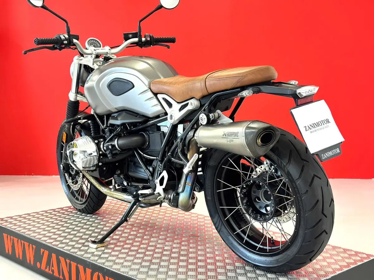 Bmw R nineT 1200 Scrambler (2016 - 20) (16)